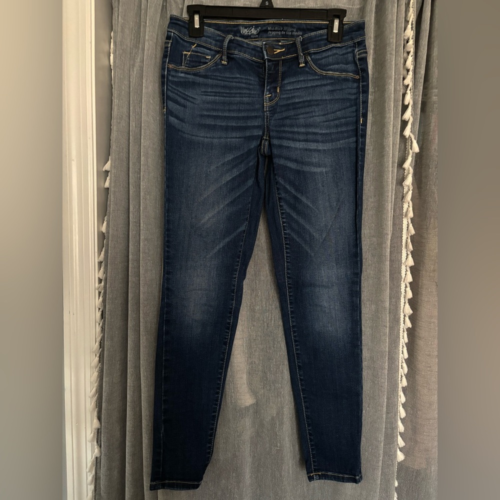 Mid-Rise Blue Jean Jeggings size 2